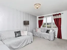 Seaton Crescent, Knottingley thumb 2