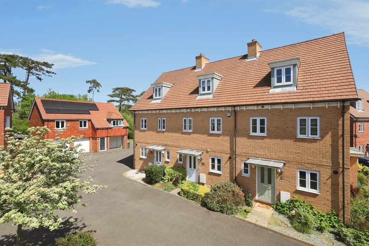 Kensington Way, Polegate