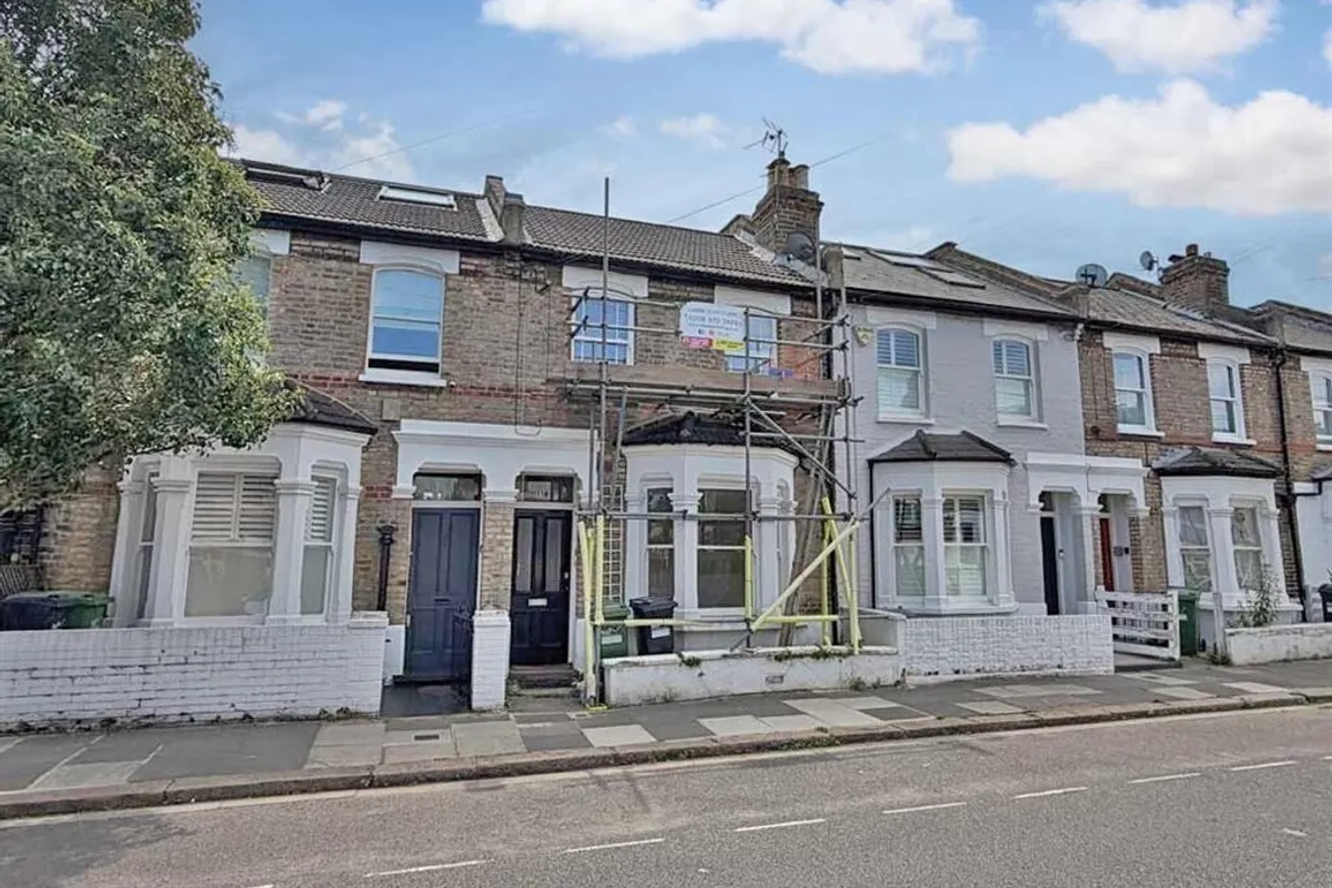 Sherbrooke Road, LONDON