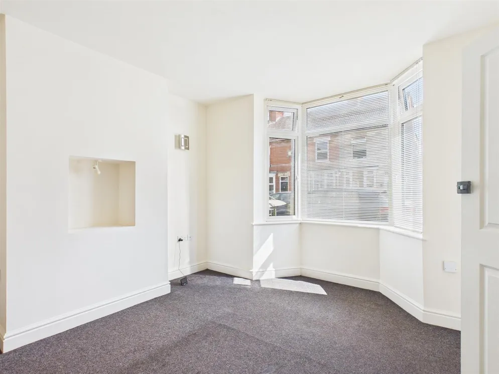 Property carousel item 3