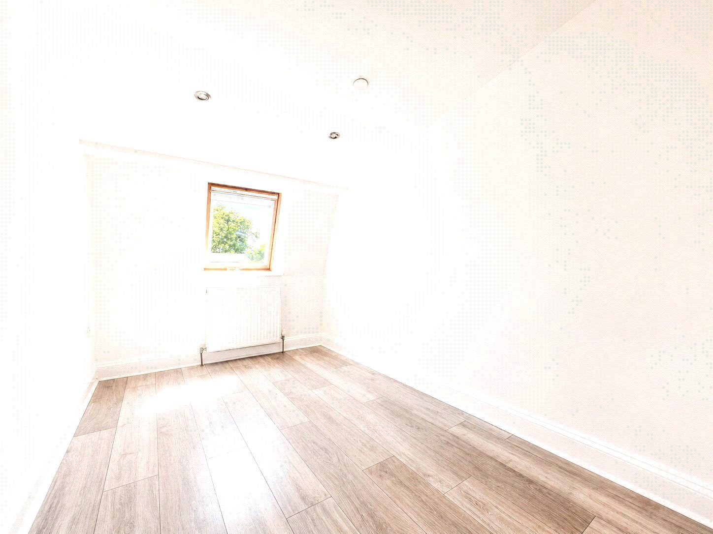 East Road, London, E15 Image 6
