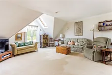 Horsham Road, Bramley, GU5 photo 3