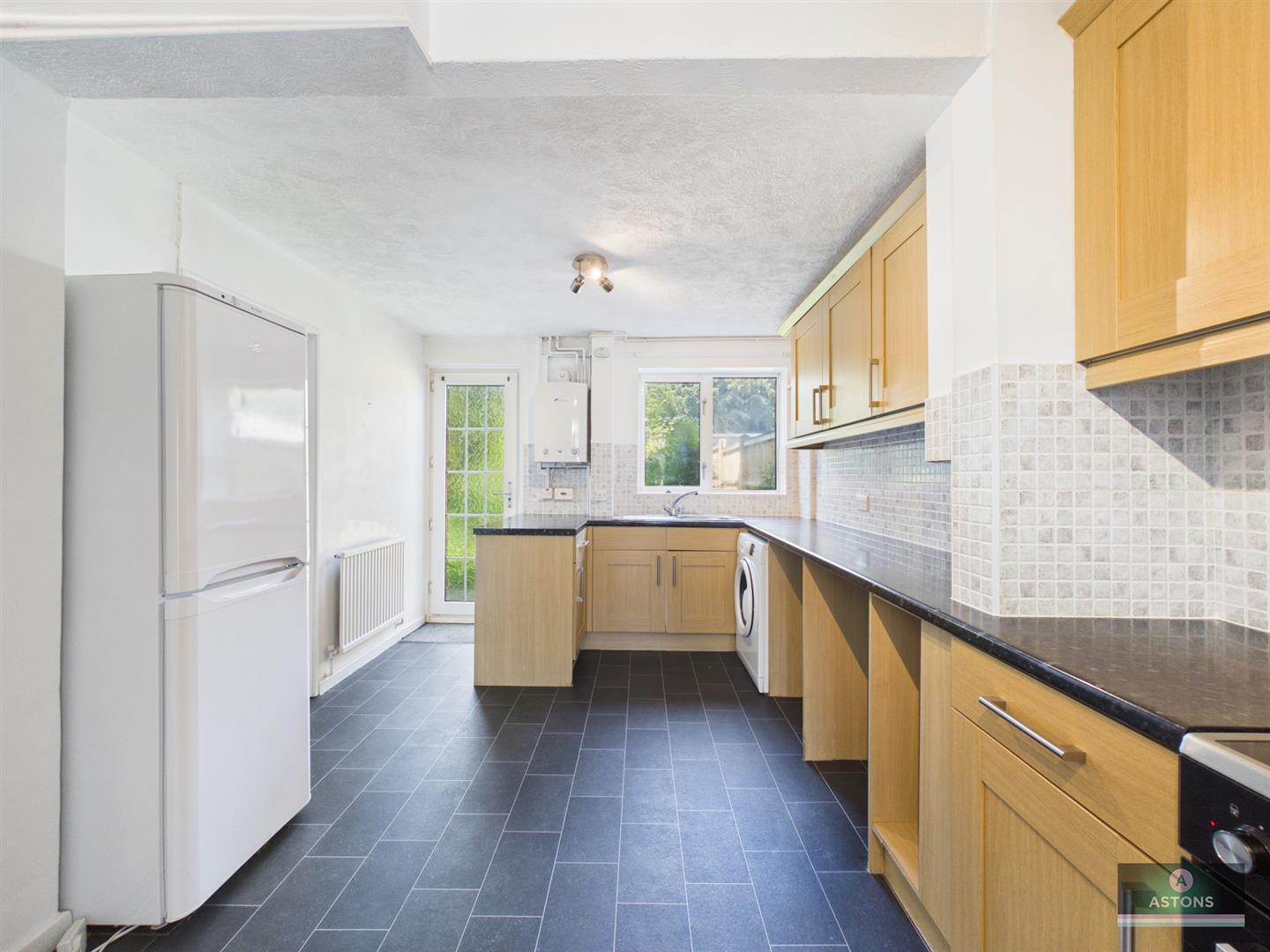 Ashdown Drive, Crawley Image 2