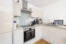 Mildmay Avenue, London, N1 photo 6