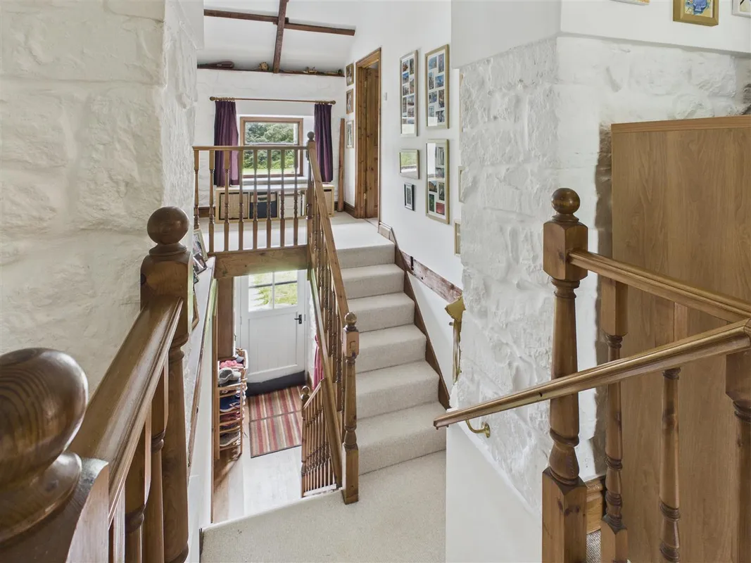 Grey Orchard, Ciffig, Whitland - Cottage in 3.5 Acres
