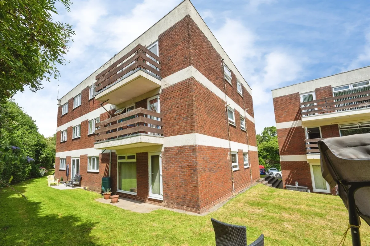 Southcrest Gardens, Redditch