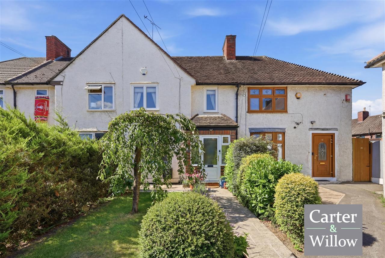 Bromhall Road, Essex Image 1