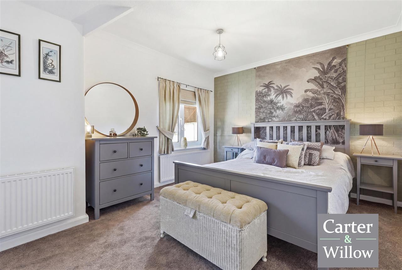 Bromhall Road, Essex Image 12