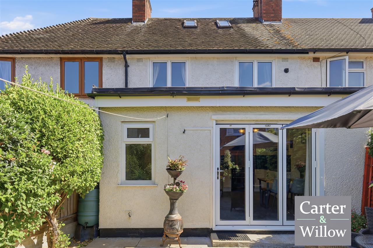 Bromhall Road, Essex Image 22