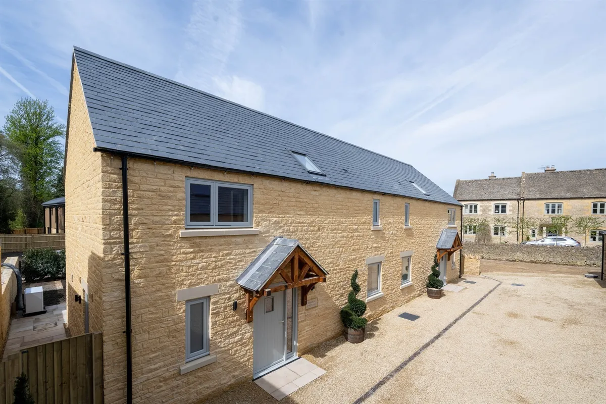 Willowside Grange, Withington, Cheltenham