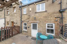 Commercial Road, Skelmanthorpe, Huddersfield