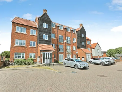 Commercial Road, Derehamphoto