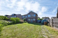 Rockfield Avenue, Ware