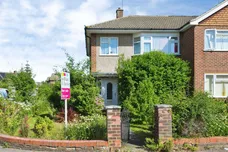 Rockfield Avenue, Ware