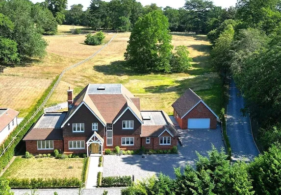Arkell Lane, Farnham, GU10