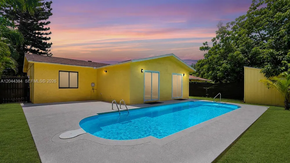 611 SW 76th Terrace, North Lauderdale, FL 33068