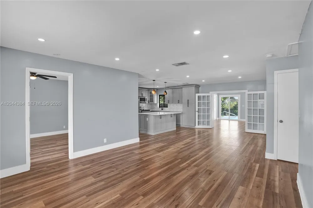 611 SW 76th Terrace, North Lauderdale, FL 33068