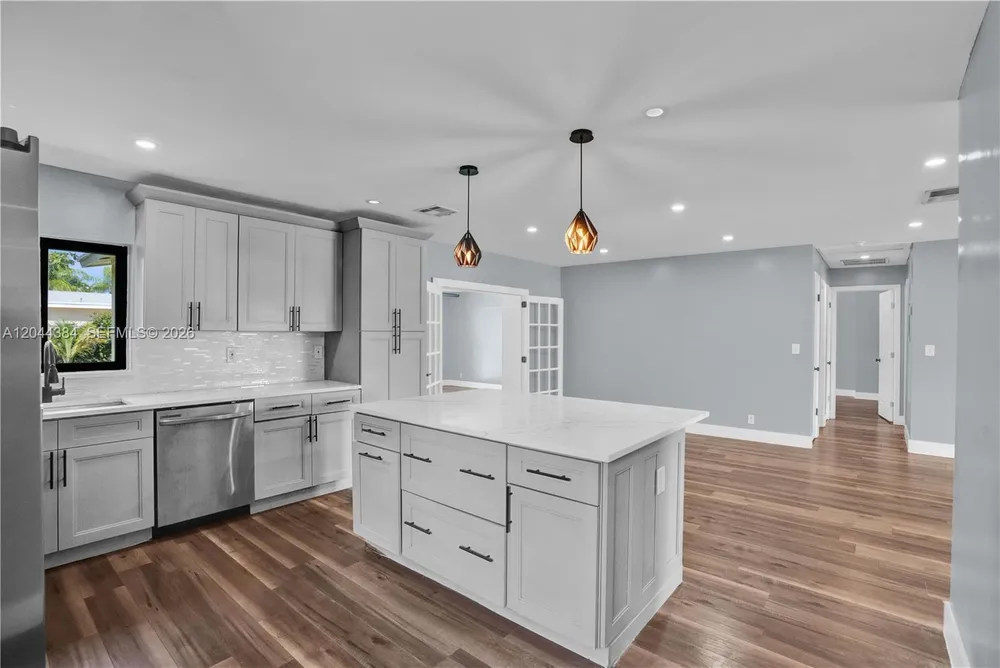 611 SW 76th Terrace, North Lauderdale, FL 33068