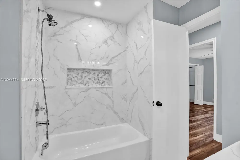 611 SW 76th Terrace, North Lauderdale, FL 33068