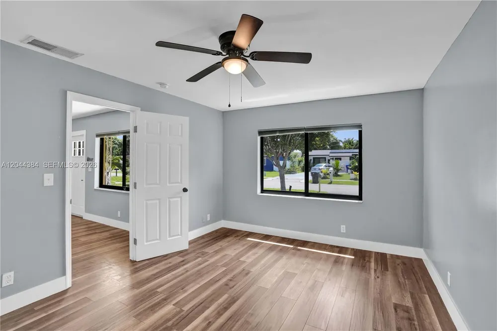 611 SW 76th Terrace, North Lauderdale, FL 33068