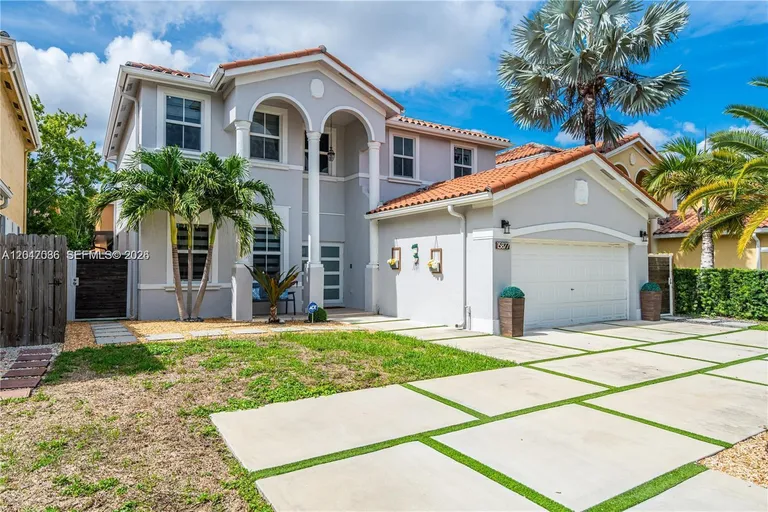 15877 SW 61st Way, Miami, FL 33193