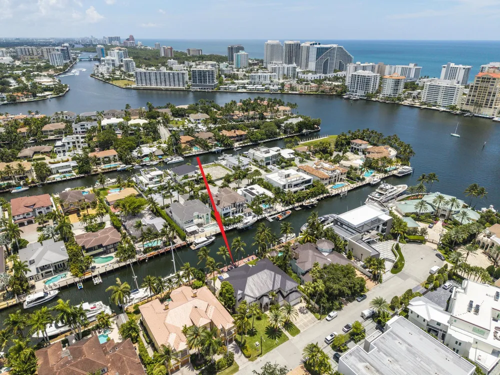 7 Pelican Dr, Fort Lauderdale, FL 33301