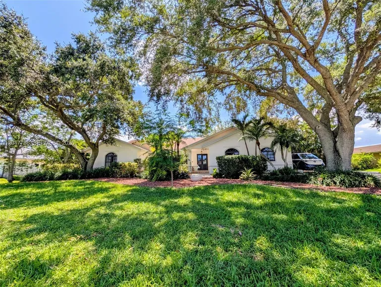 5131 SW 201st Terrace, Southwest Ranches, FL 33332