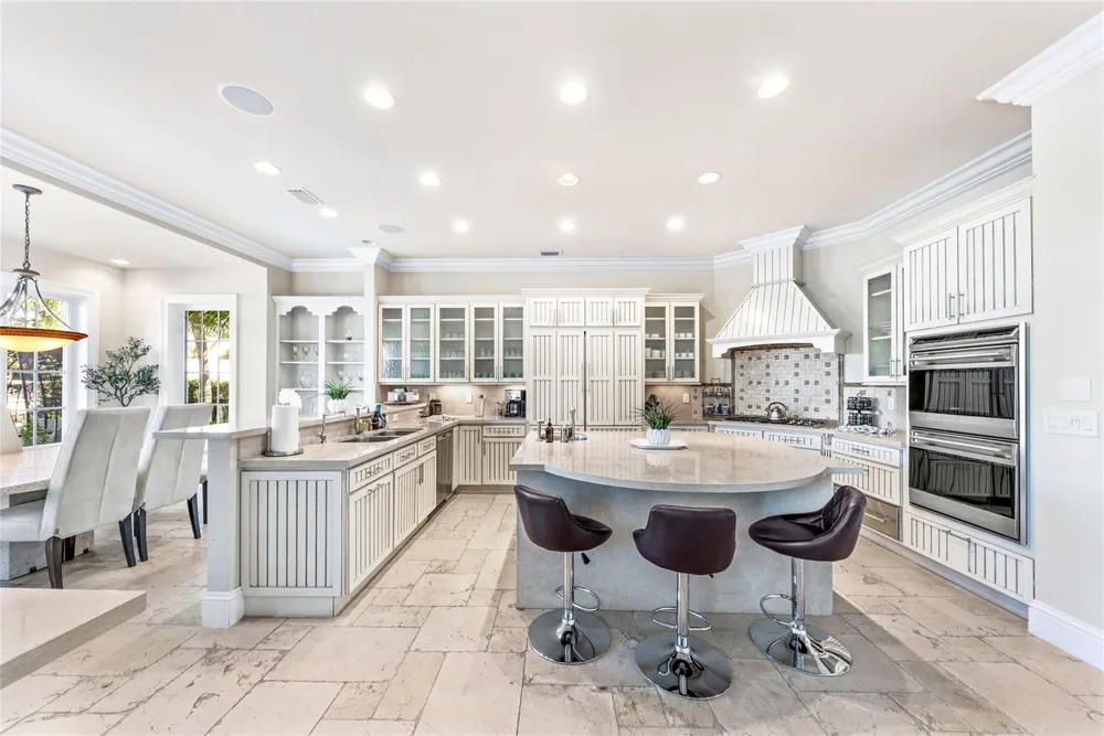 7 Pelican Dr, Fort Lauderdale, FL 33301