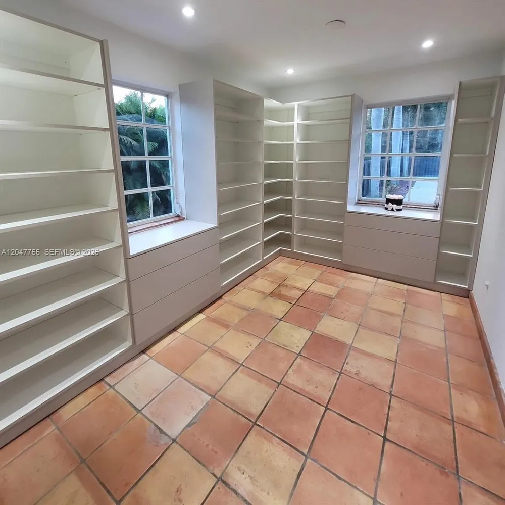 5131 SW 201st Terrace, Southwest Ranches, FL 33332