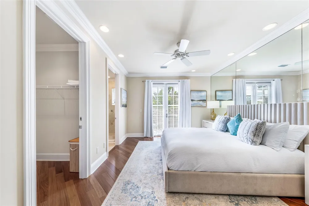 7 Pelican Dr, Fort Lauderdale, FL 33301