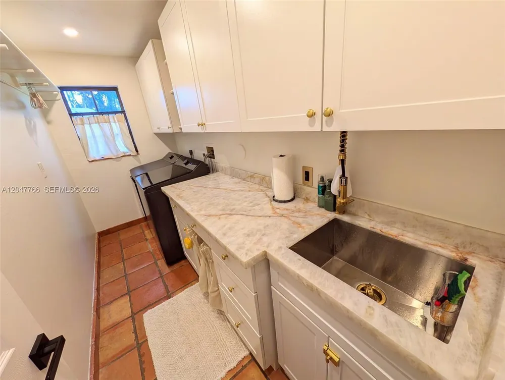 5131 SW 201st Terrace, Southwest Ranches, FL 33332