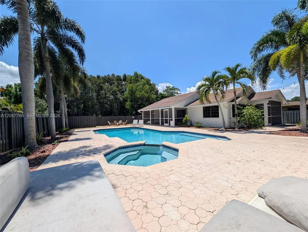 5131 SW 201st Terrace, Southwest Ranches, FL 33332