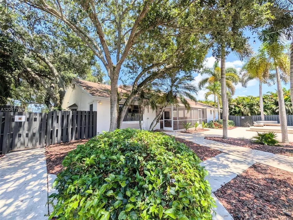 5131 SW 201st Terrace, Southwest Ranches, FL 33332