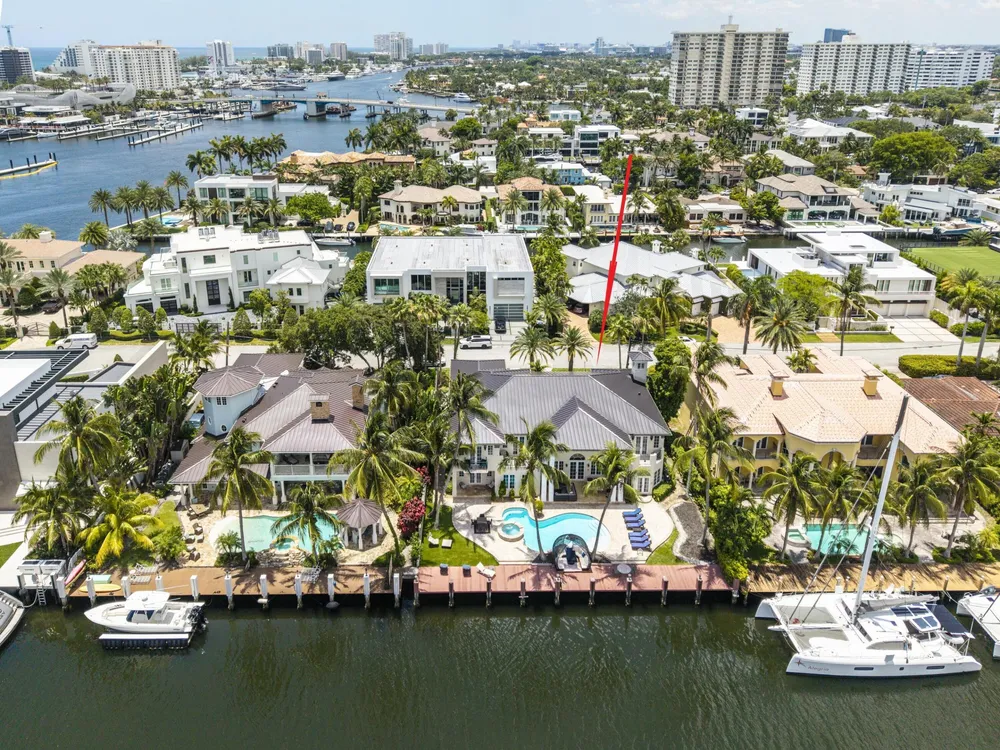 7 Pelican Dr, Fort Lauderdale, FL 33301