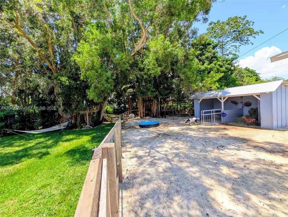 5131 SW 201st Terrace, Southwest Ranches, FL 33332