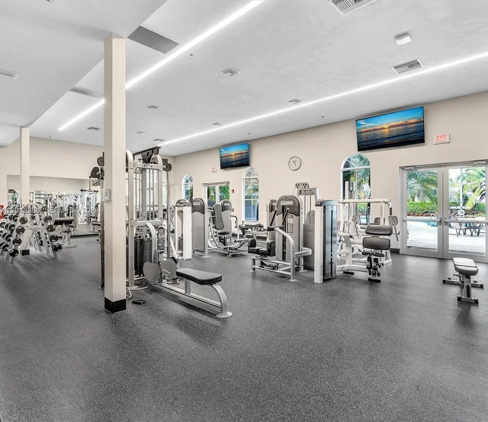 3904 W Gardenia Ave, Weston, FL 33332