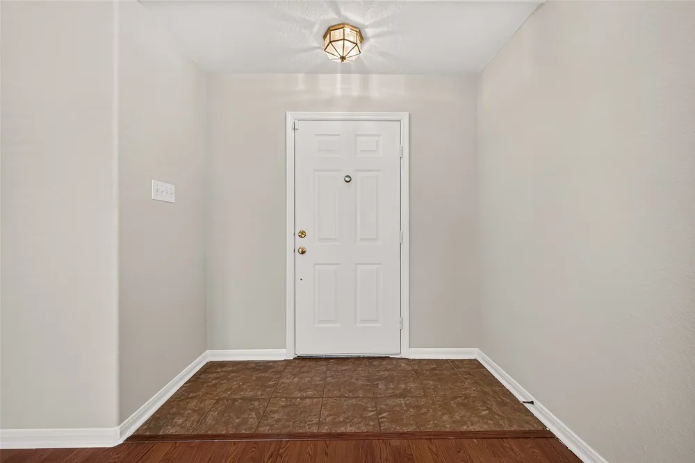 5631 Eagle Landing, Houston, TX 77085