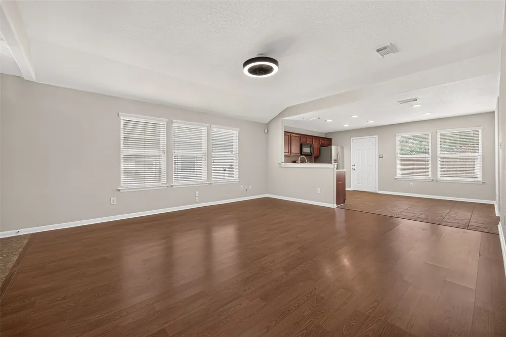 5631 Eagle Landing, Houston, TX 77085