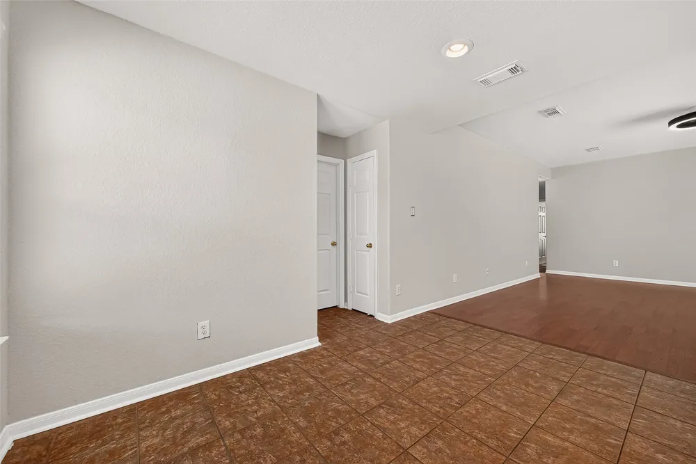 5631 Eagle Landing, Houston, TX 77085