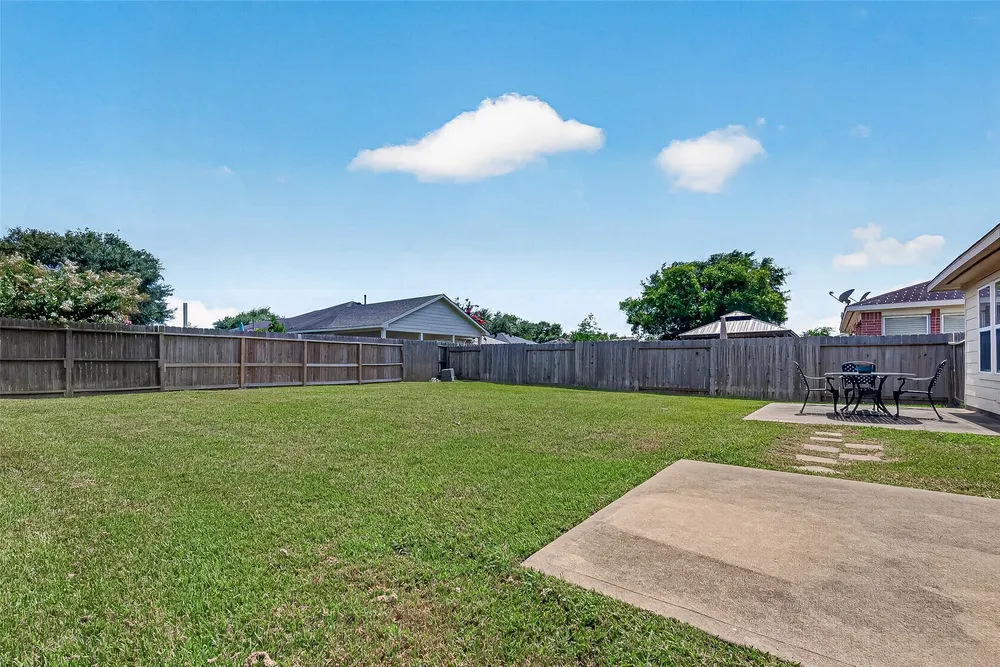 5631 Eagle Landing, Houston, TX 77085