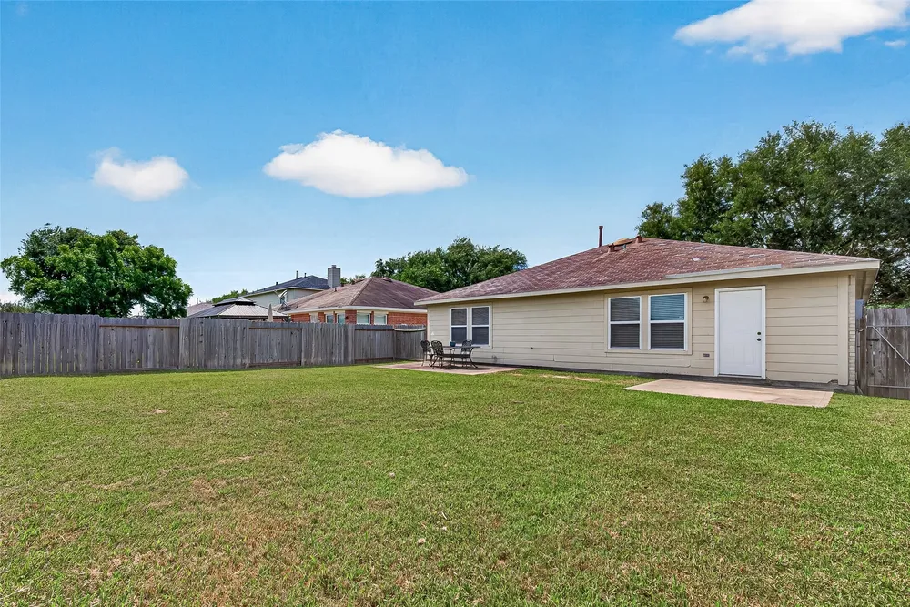 5631 Eagle Landing, Houston, TX 77085