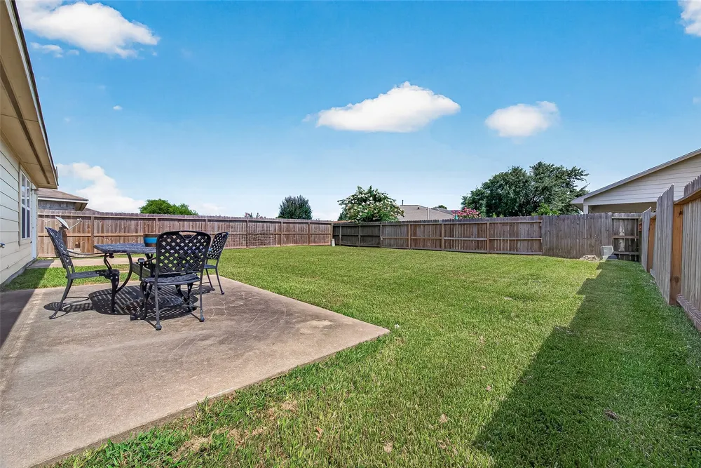 5631 Eagle Landing, Houston, TX 77085