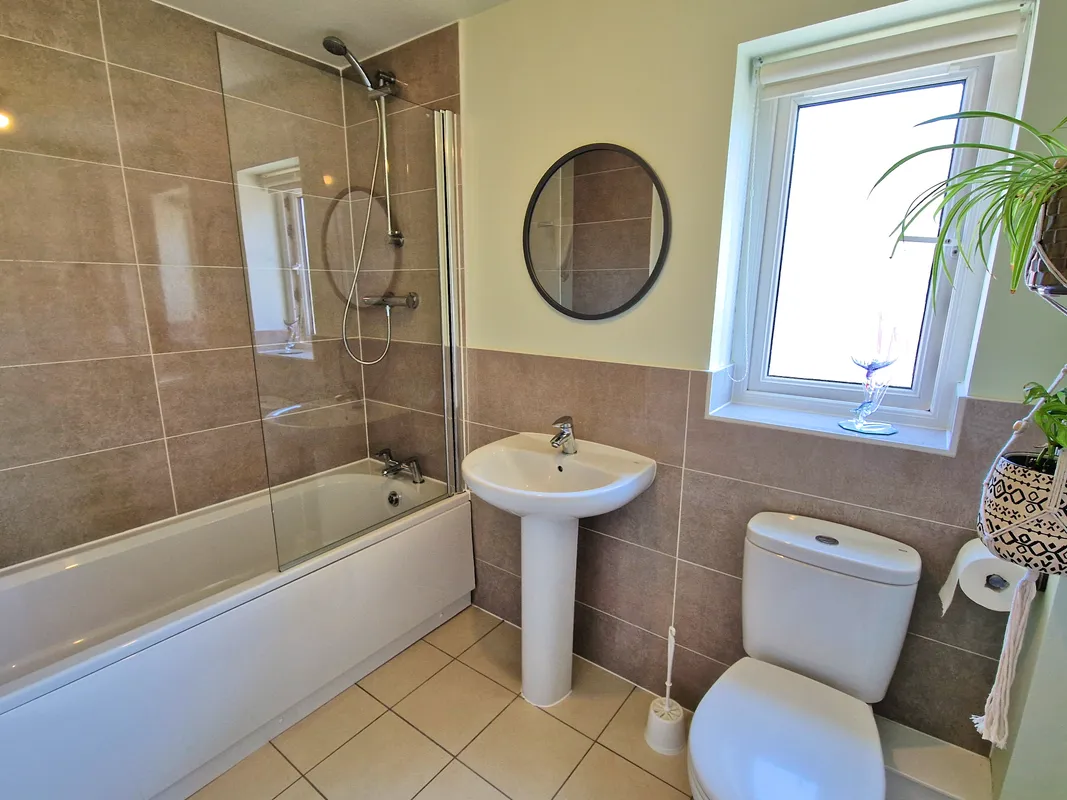 CLOS Y MAMETZ, NEWTON, PORTHCAWL, CF36 5DJ