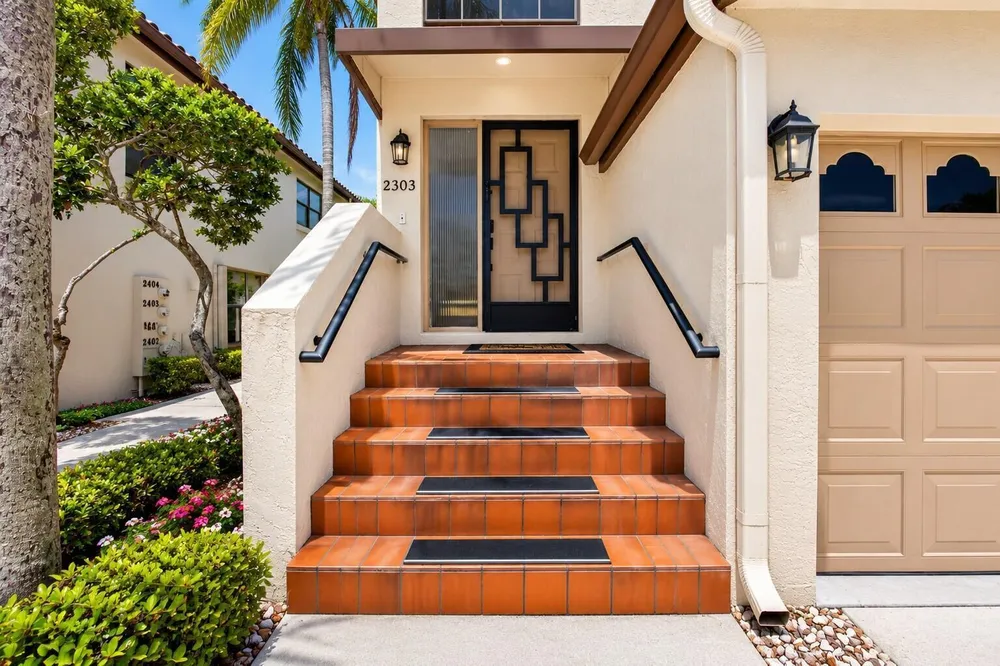 10039 53rd Way S, Boynton Beach, FL 33437