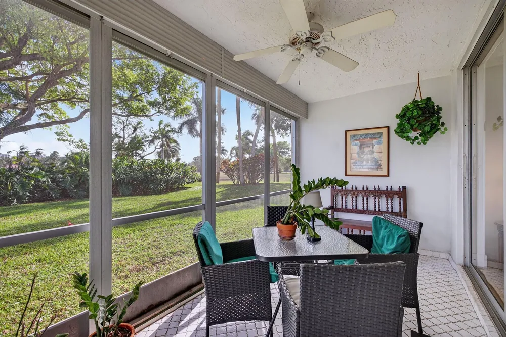 3200 N Course Ln, Pompano Beach, FL 33069
