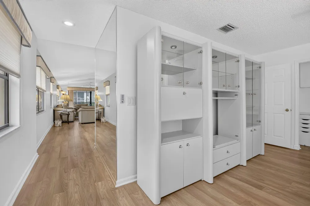 10039 53rd Way S, Boynton Beach, FL 33437