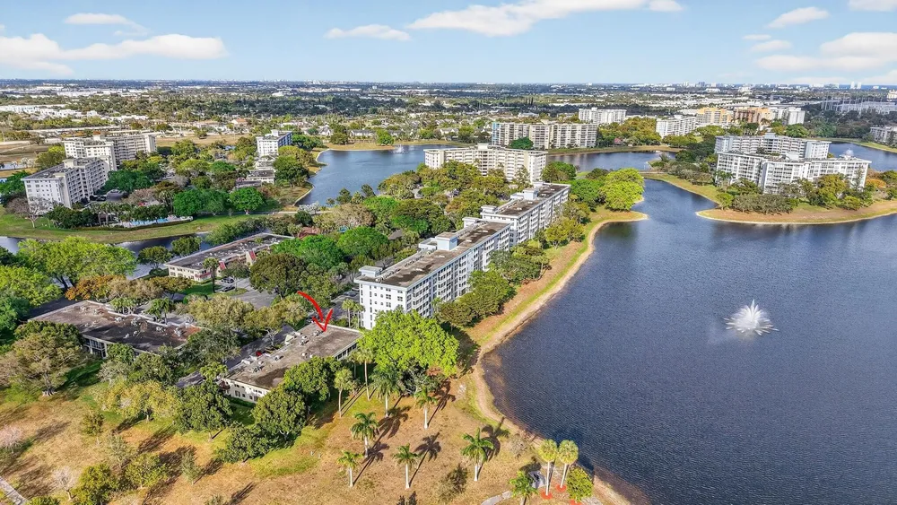 3200 N Course Ln, Pompano Beach, FL 33069