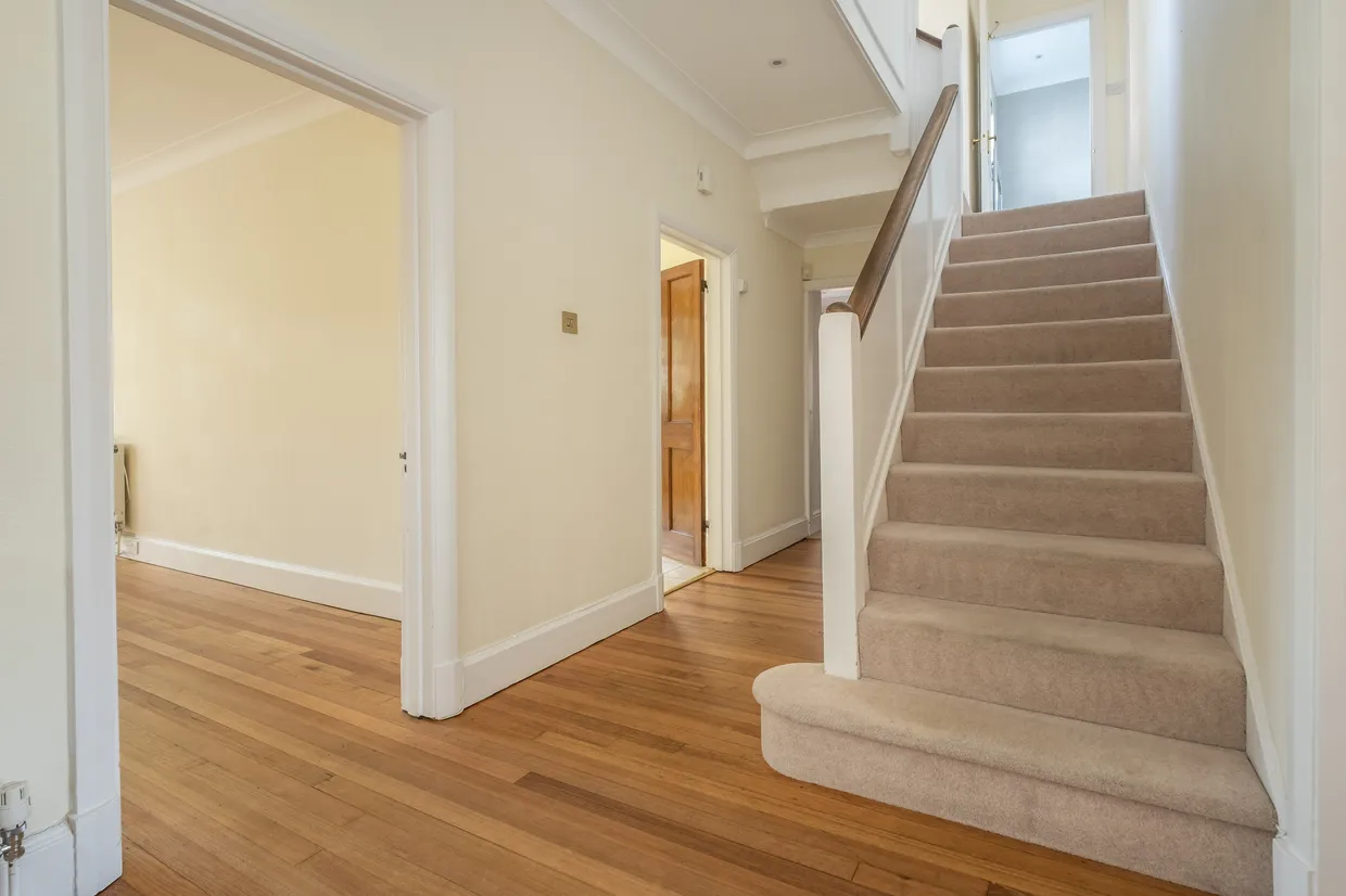 Stonehill Road, London, SW14 photo 2