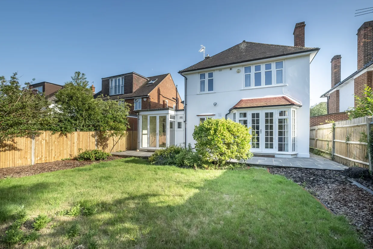 Stonehill Road, London, SW14 photo 7
