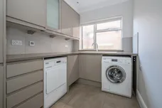 Stonehill Road, London, SW14 photo 8